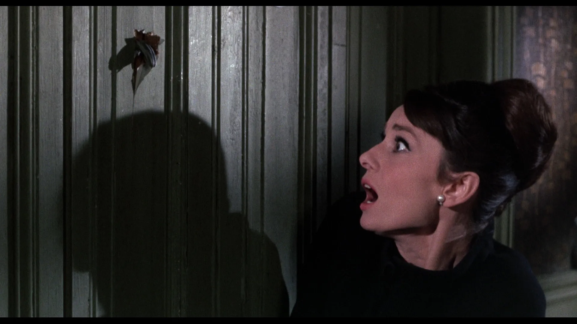 Charade 4K screenshot 6