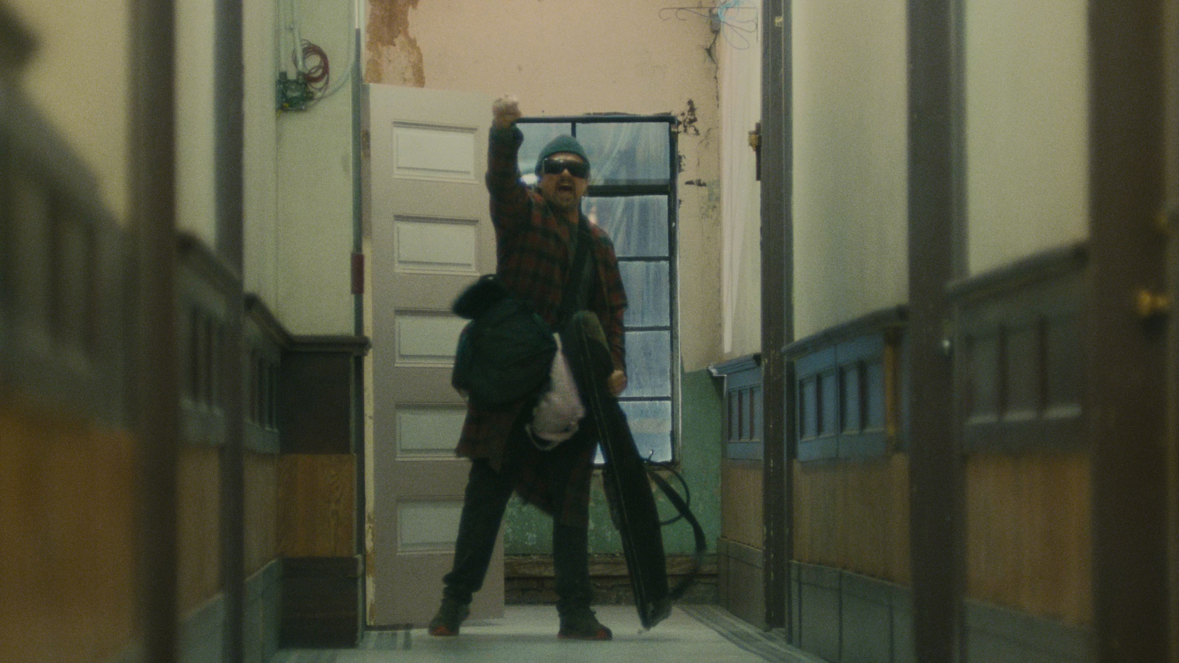 One Battle After Another 4K screenshot 3