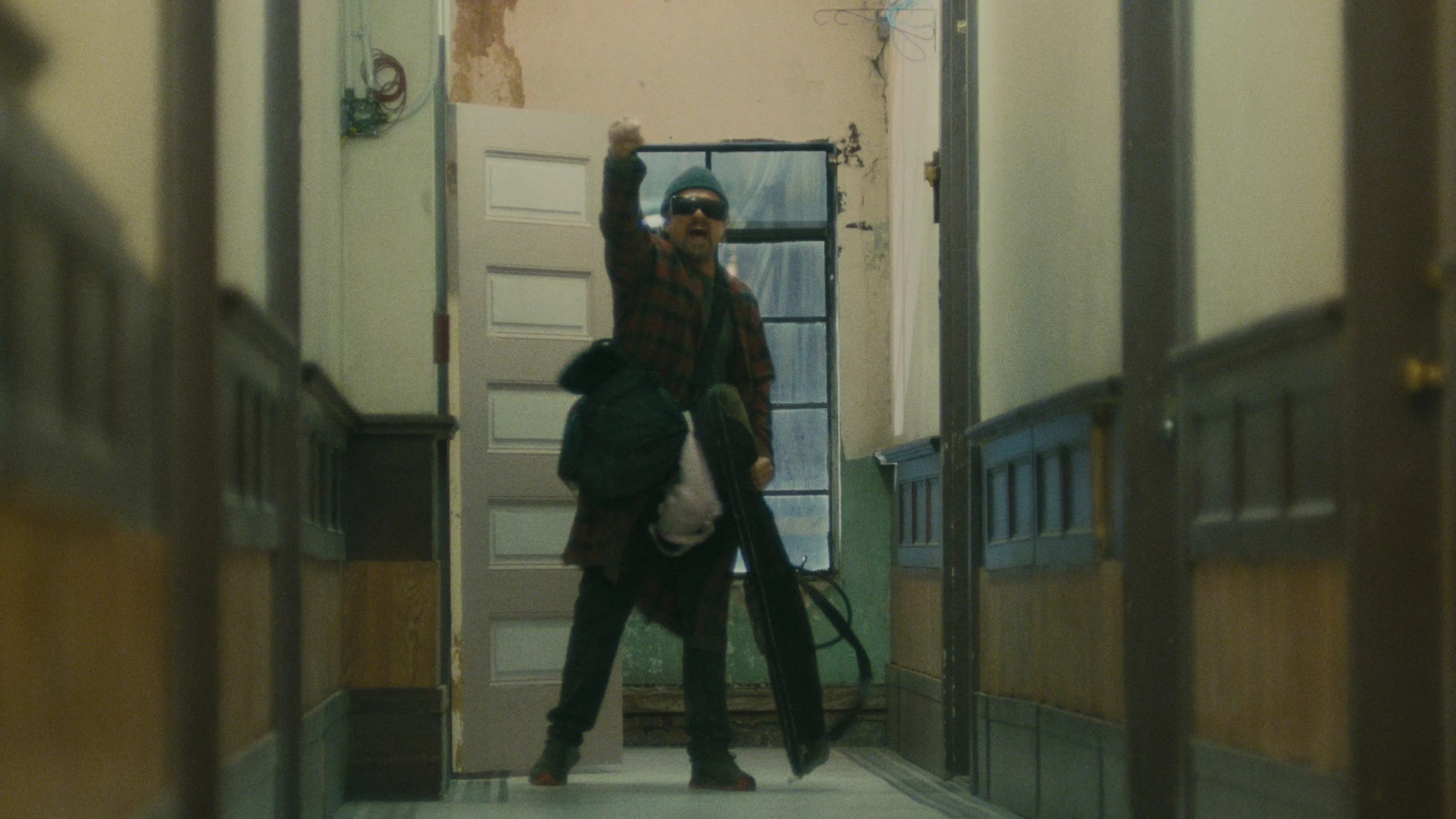 One Battle After Another 4K screenshot 3